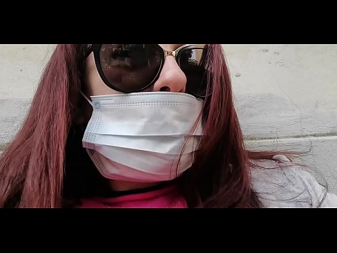 ❤️ Faigheann Nicoletta díoltas ar a comharsa agus pees ina gharáiste (Coraintín Iodálach Speisialta Covid19) ❤️ Porn ardchaighdeáin ag ga.teencumpot.ru ❌️❤