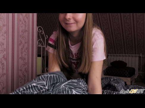 ❤️ Tarraingíonn Blondie BFF go domhain uirthi agus faigheann sí cum ina béal ❤️ Porn ardchaighdeáin ag ga.teencumpot.ru ❌️❤